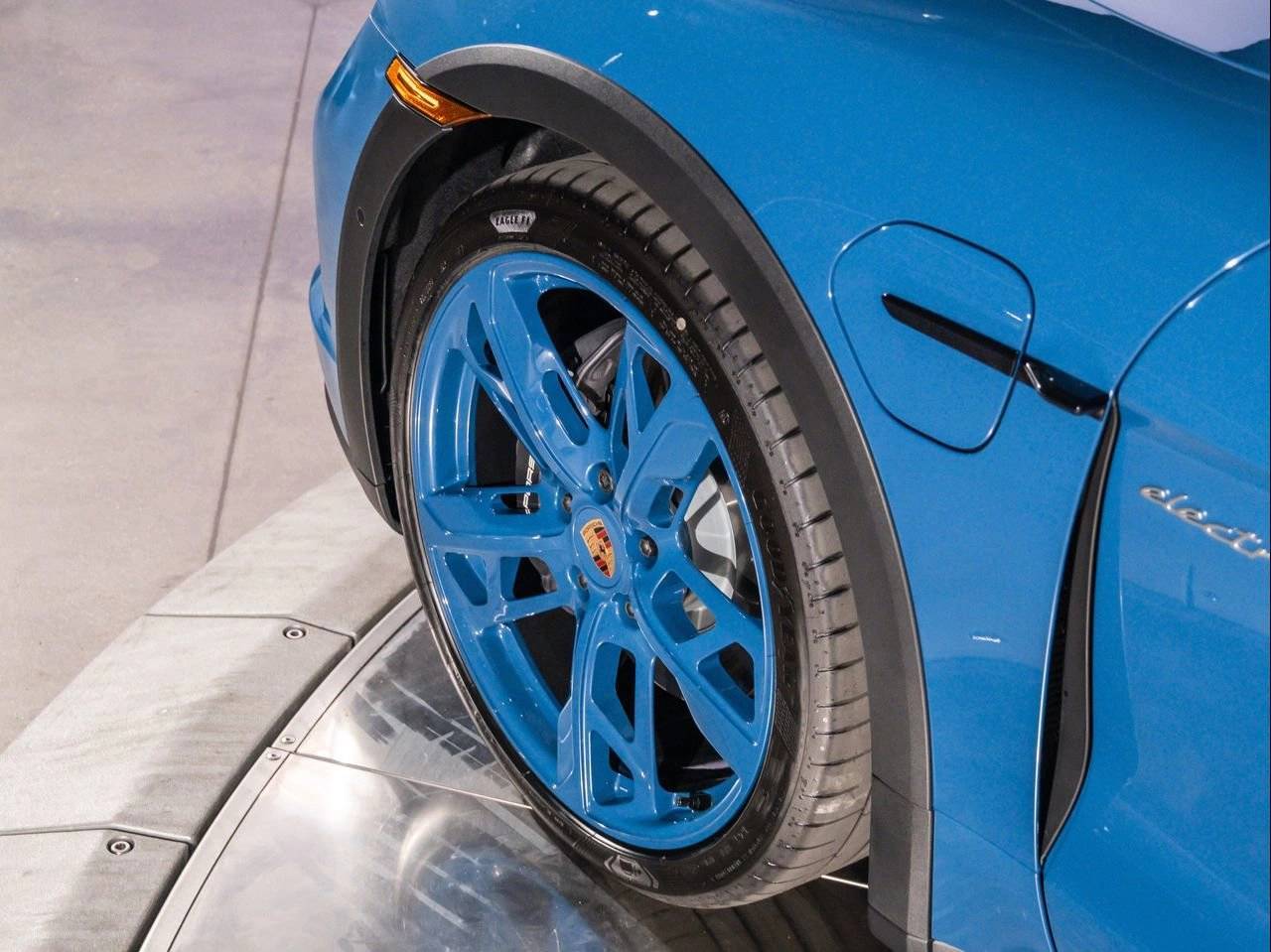 2025 Porsche Taycan 4 Cross Turismo Santa Clarita CA