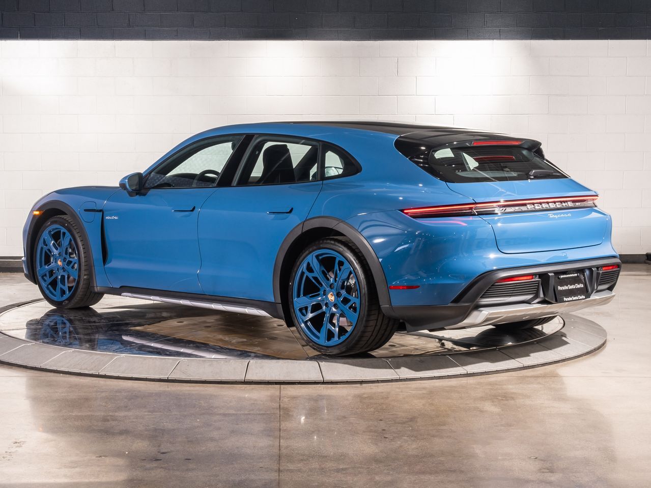 2025 Porsche Taycan 4 Cross Turismo Santa Clarita CA
