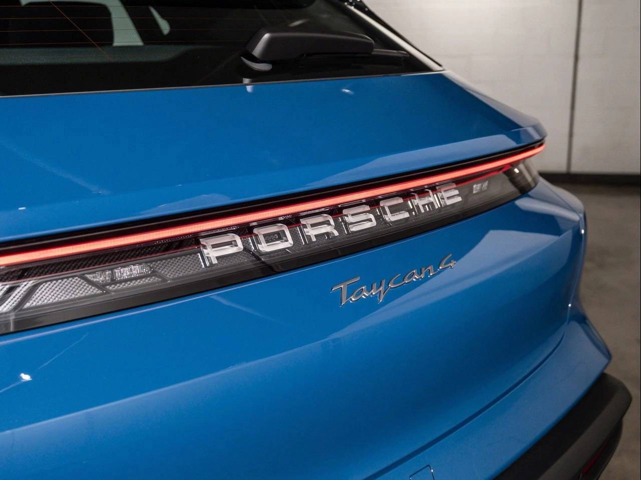 2025 Porsche Taycan 4 Cross Turismo Santa Clarita CA
