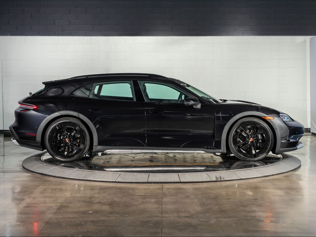 2025 Porsche Taycan 4 Cross Turismo Santa Clarita CA