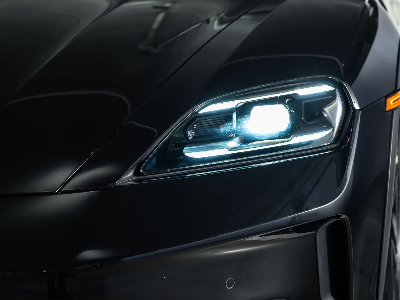 2025 Porsche Taycan 4 Cross Turismo Santa Clarita CA