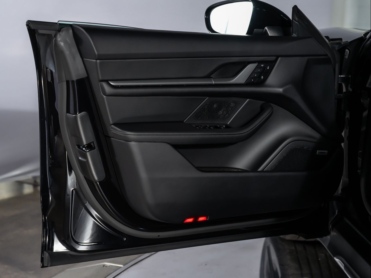 2025 Porsche Taycan 4 Cross Turismo Santa Clarita CA