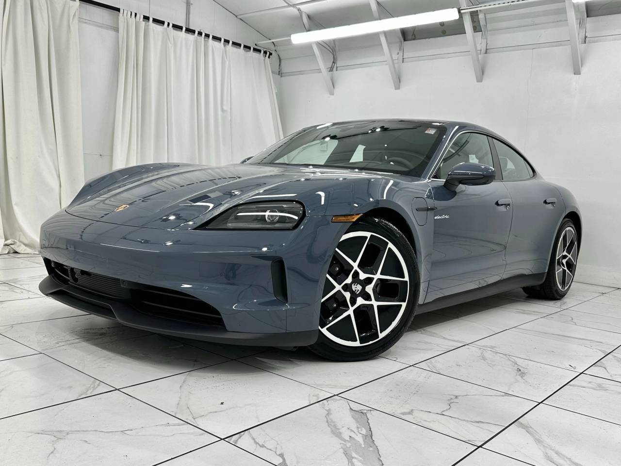 2025 Porsche Taycan 4 Newark DE