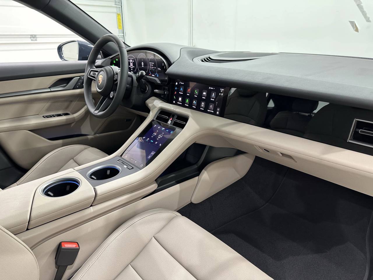 2025 Porsche Taycan 4 Newark DE