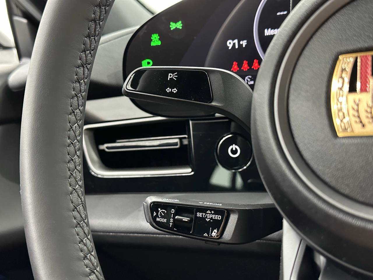 2025 Porsche Taycan 4 Newark DE