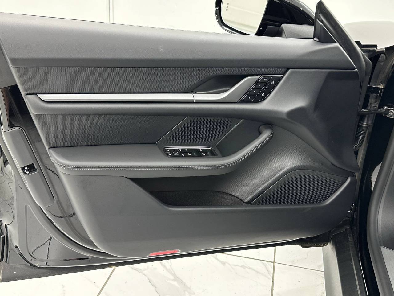 2025 Porsche Taycan 4 Newark DE