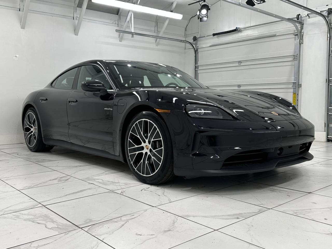 2025 Porsche Taycan 4 Newark DE