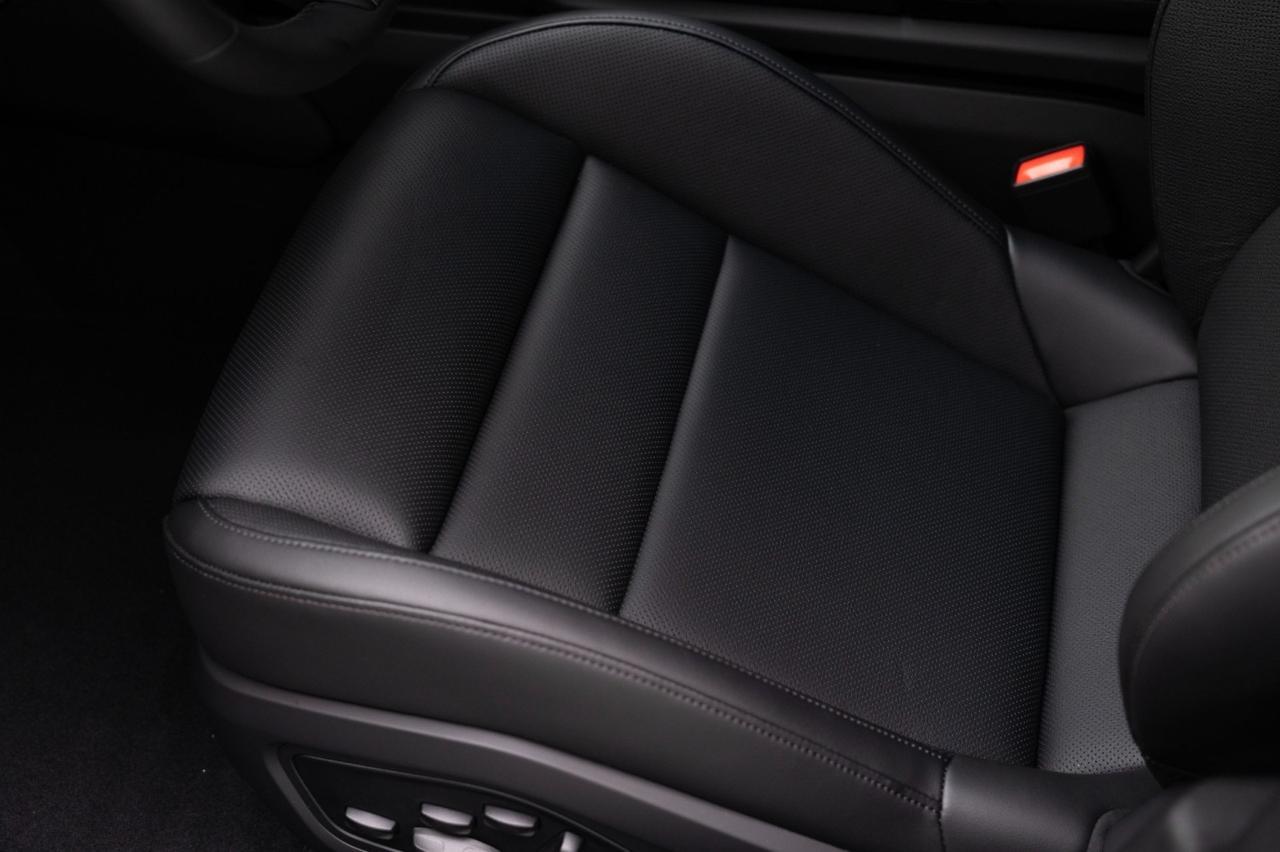 2025 Porsche Taycan 4 Pompano Beach FL