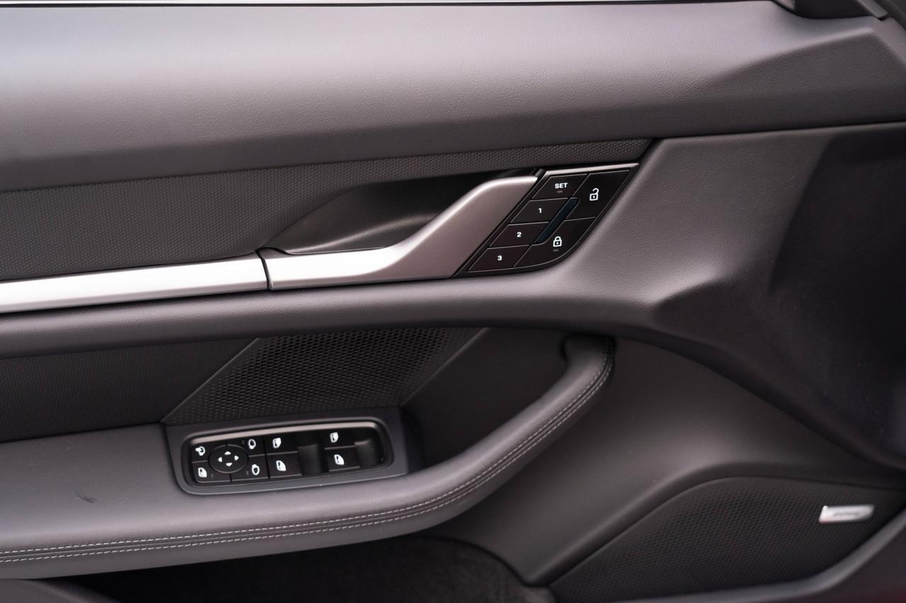 2025 Porsche Taycan 4 Pompano Beach FL