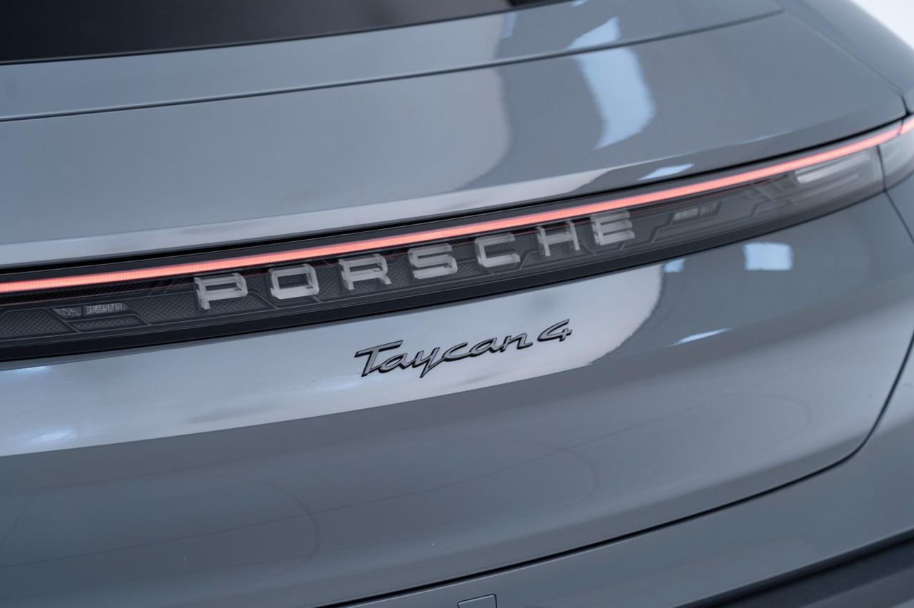 2025 Porsche Taycan 4 Pompano Beach FL
