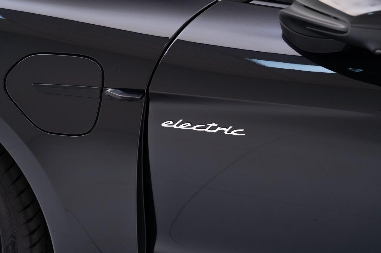 2025 Porsche Taycan 4 Pompano Beach FL
