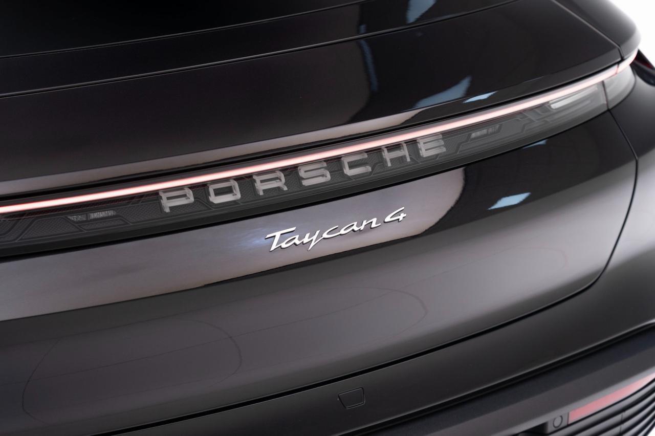 2025 Porsche Taycan 4 Pompano Beach FL