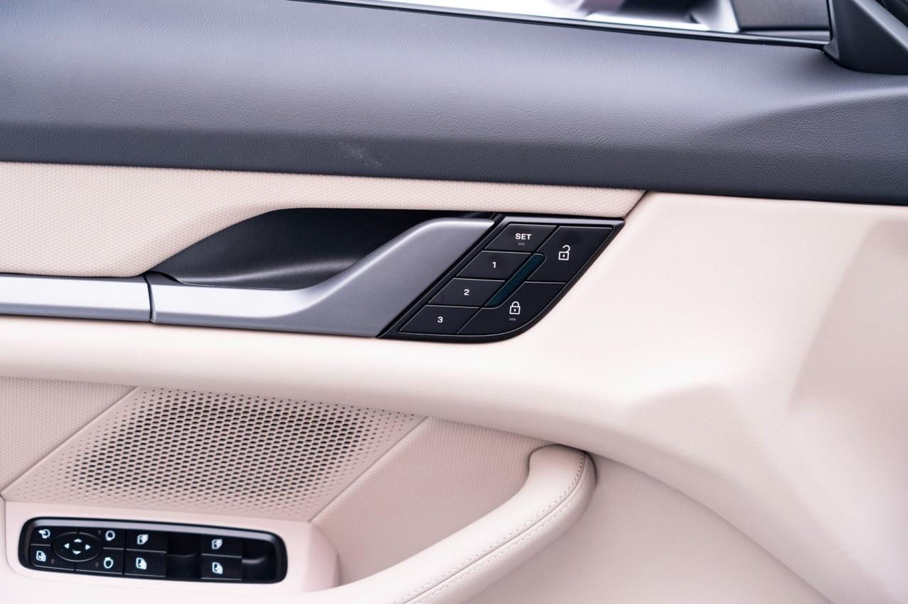 2025 Porsche Taycan 4 Pompano Beach FL
