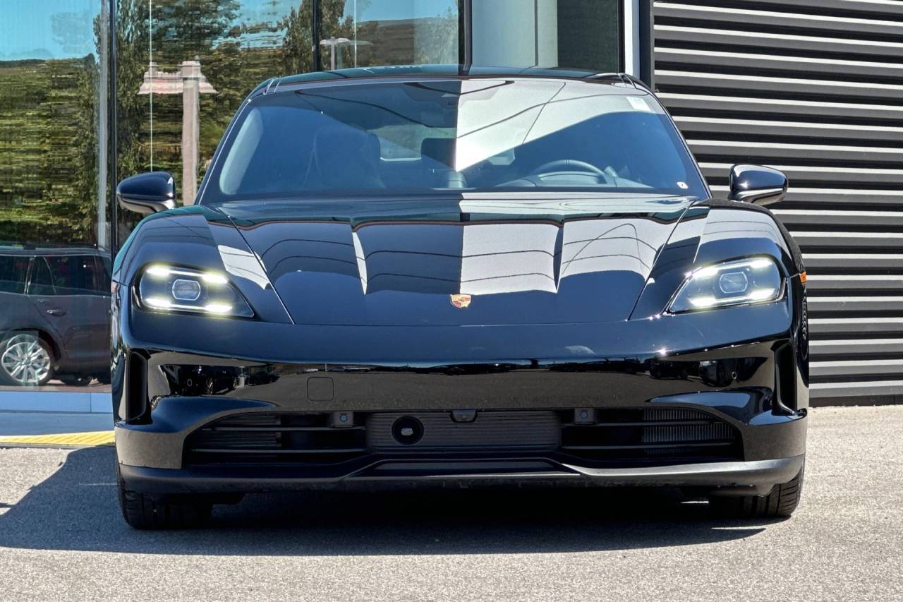2025 Porsche Taycan 4 San Luis Obispo CA