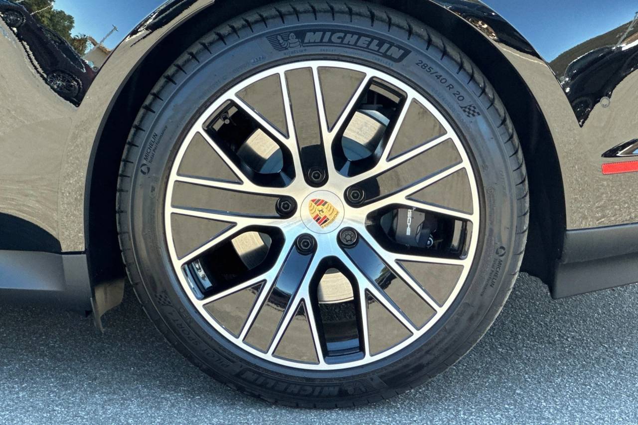 2025 Porsche Taycan 4 San Luis Obispo CA