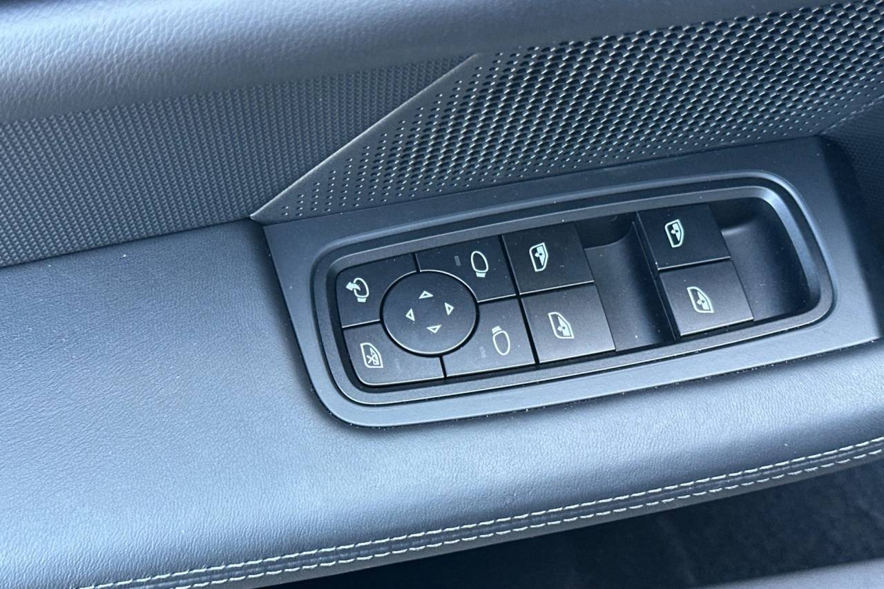2025 Porsche Taycan 4 San Luis Obispo CA