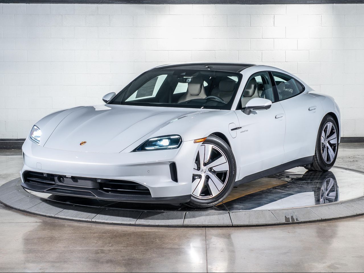 2025 Porsche Taycan 4 Santa Clarita CA