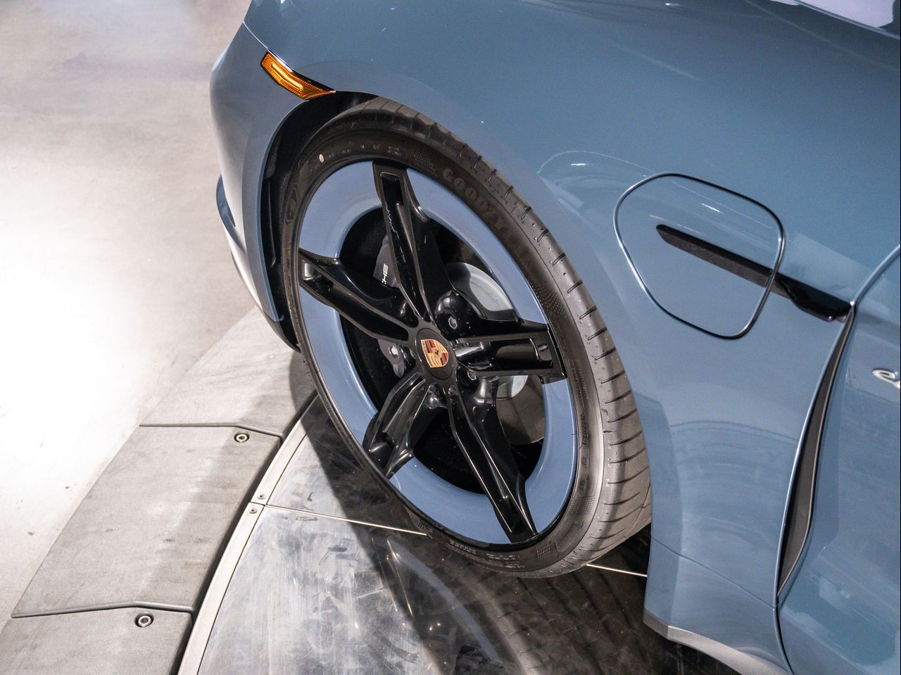 2025 Porsche Taycan 4 Santa Clarita CA