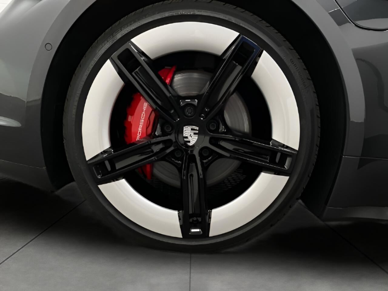 2025 Porsche Taycan 4S Appleton WI