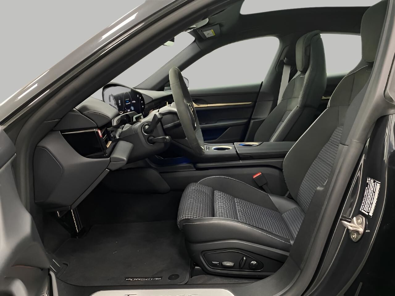 2025 Porsche Taycan 4S Appleton WI