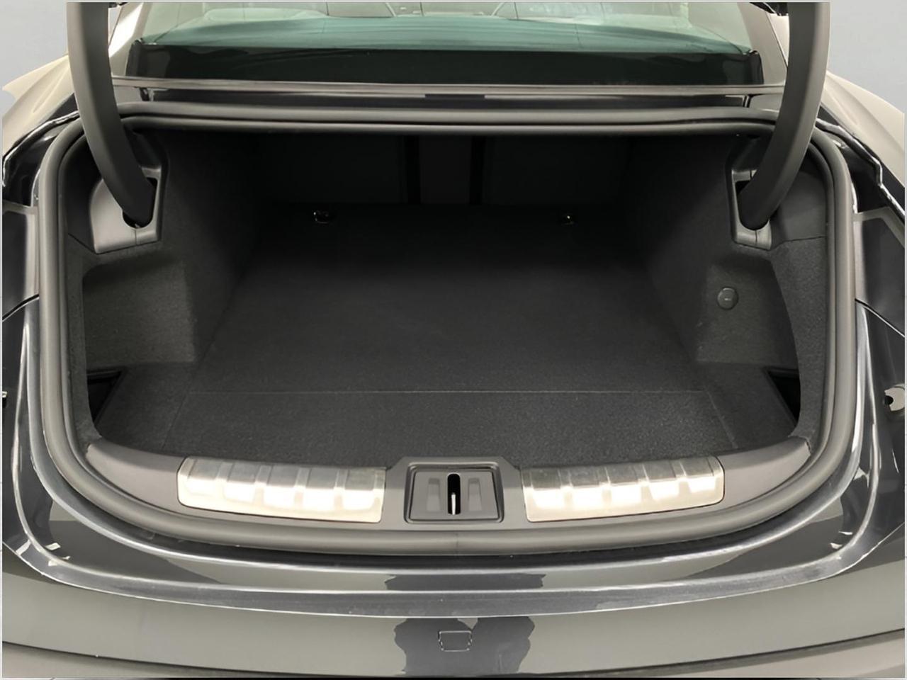 2025 Porsche Taycan 4S Appleton WI