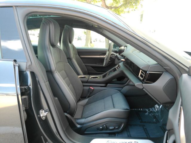 2025 Porsche Taycan 4S Plano TX
