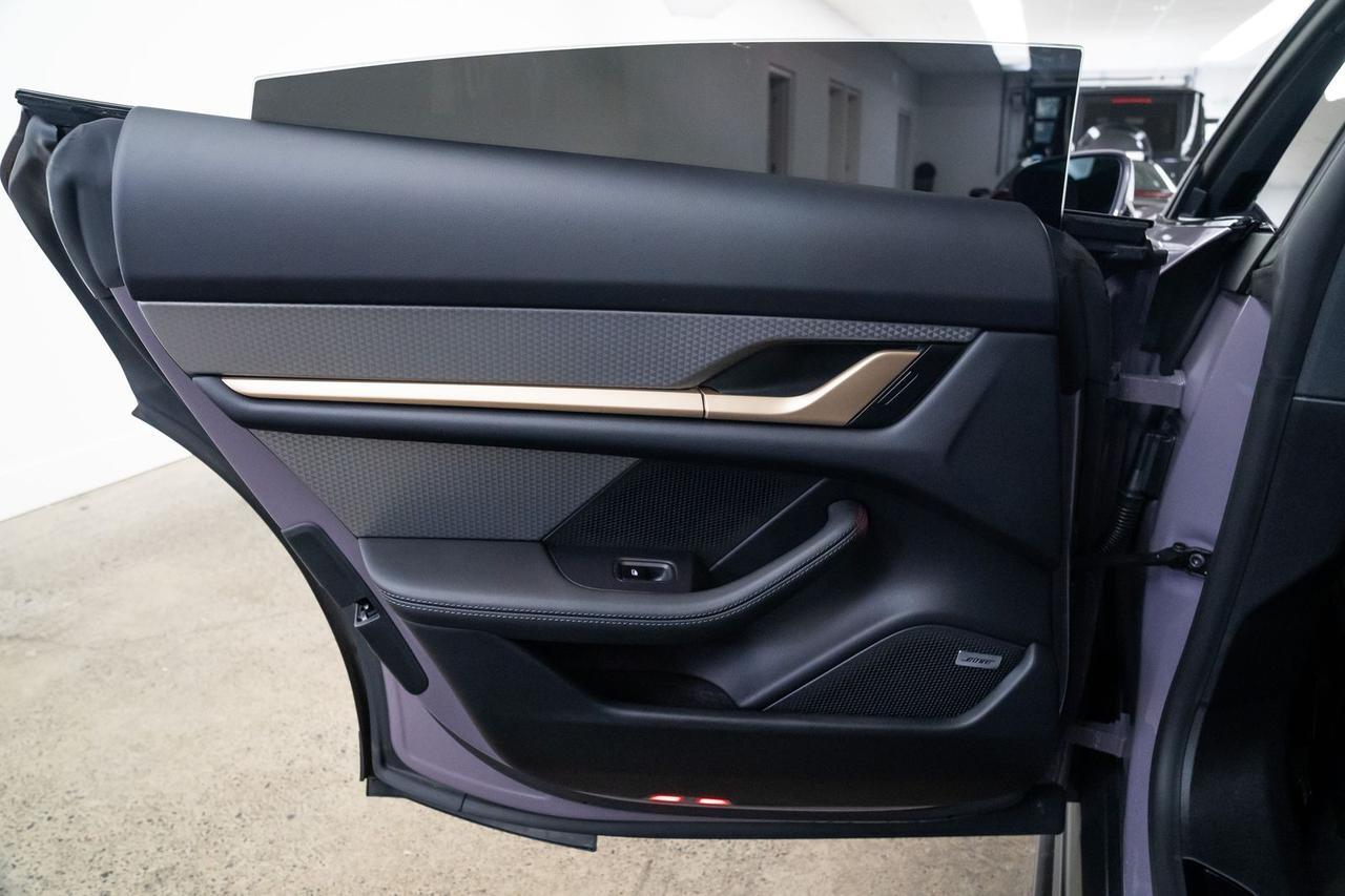 2025 Porsche Taycan Cross Turismo 4 Matrix LED Headlights Head-Up Display Portland OR