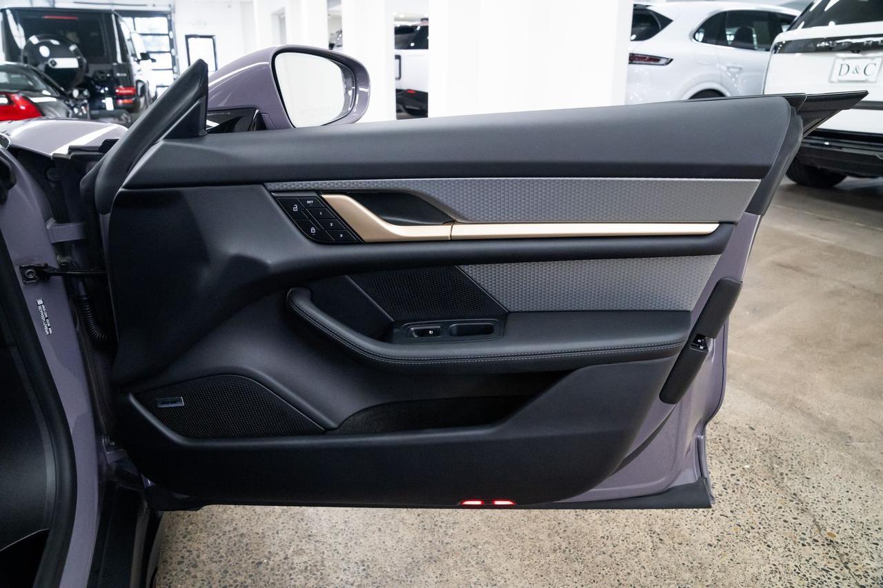 2025 Porsche Taycan Cross Turismo 4 Matrix LED Headlights Head-Up Display Portland OR