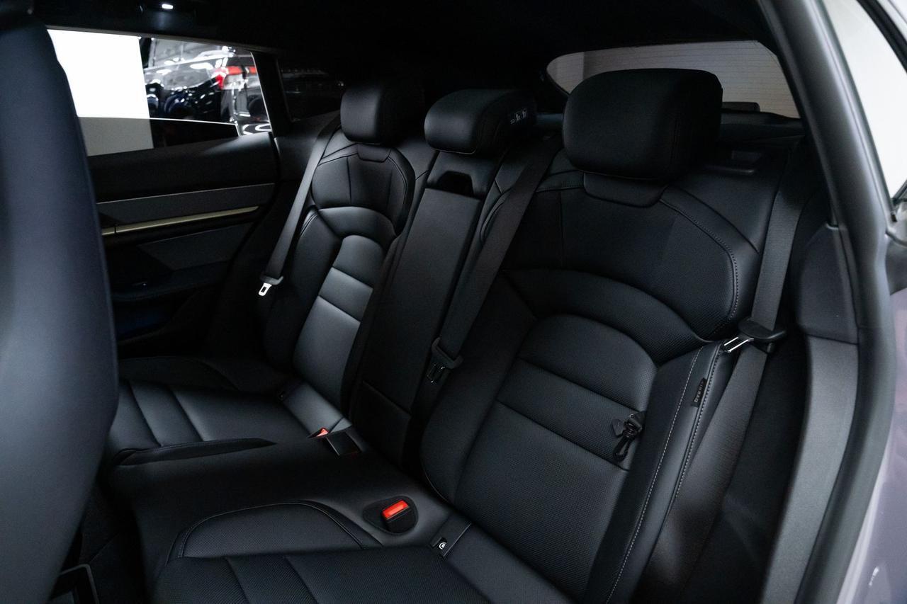 2025 Porsche Taycan Cross Turismo 4 Matrix LED Headlights Head-Up Display Portland OR