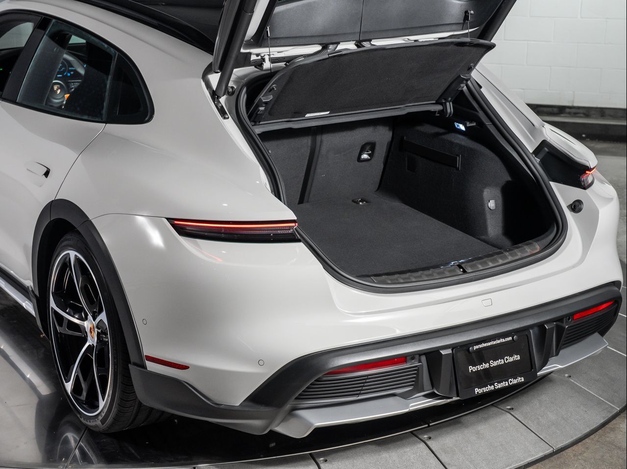 2025 Porsche Taycan Cross Turismo 4 Santa Clarita CA