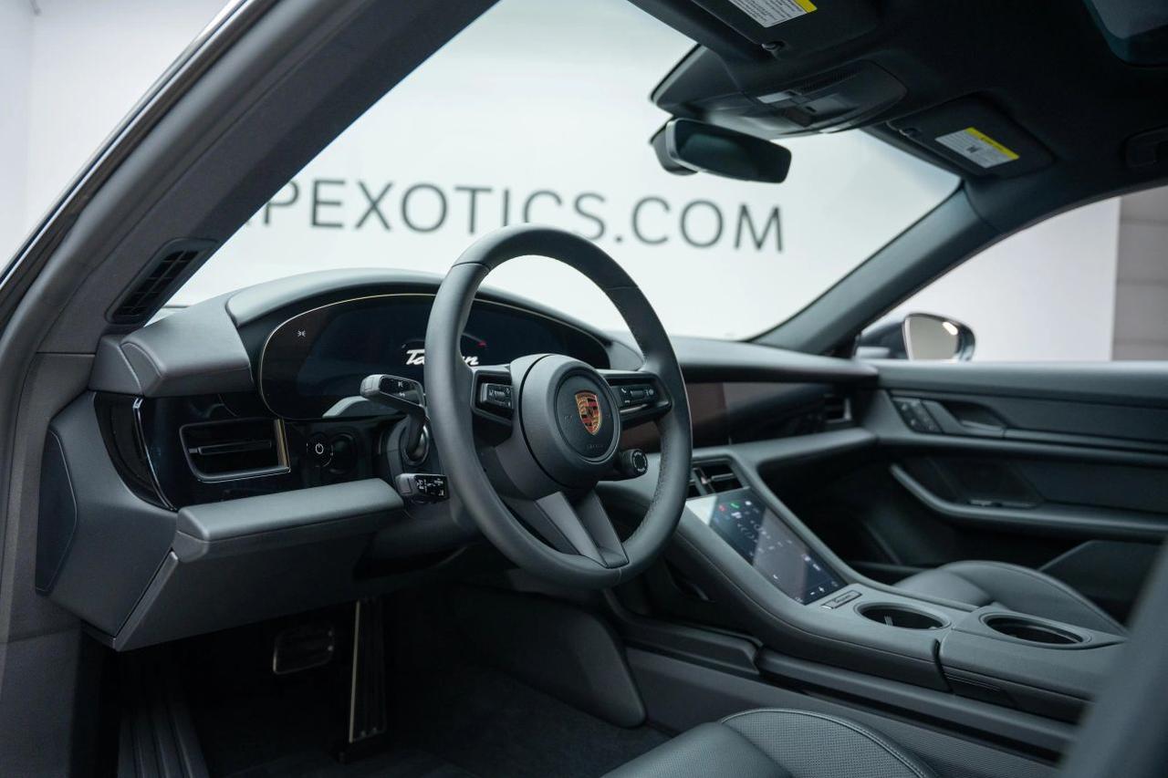 2025 Porsche Taycan