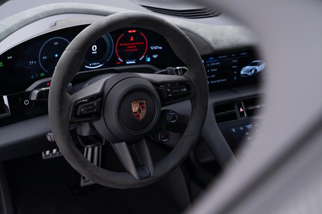 2025 Porsche Taycan Turbo GT w/Weissach Package Pompano Beach FL