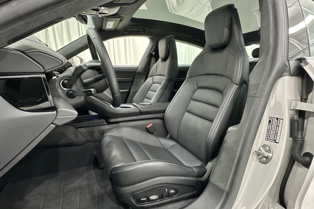 2025 Porsche Taycan Turbo Newark DE