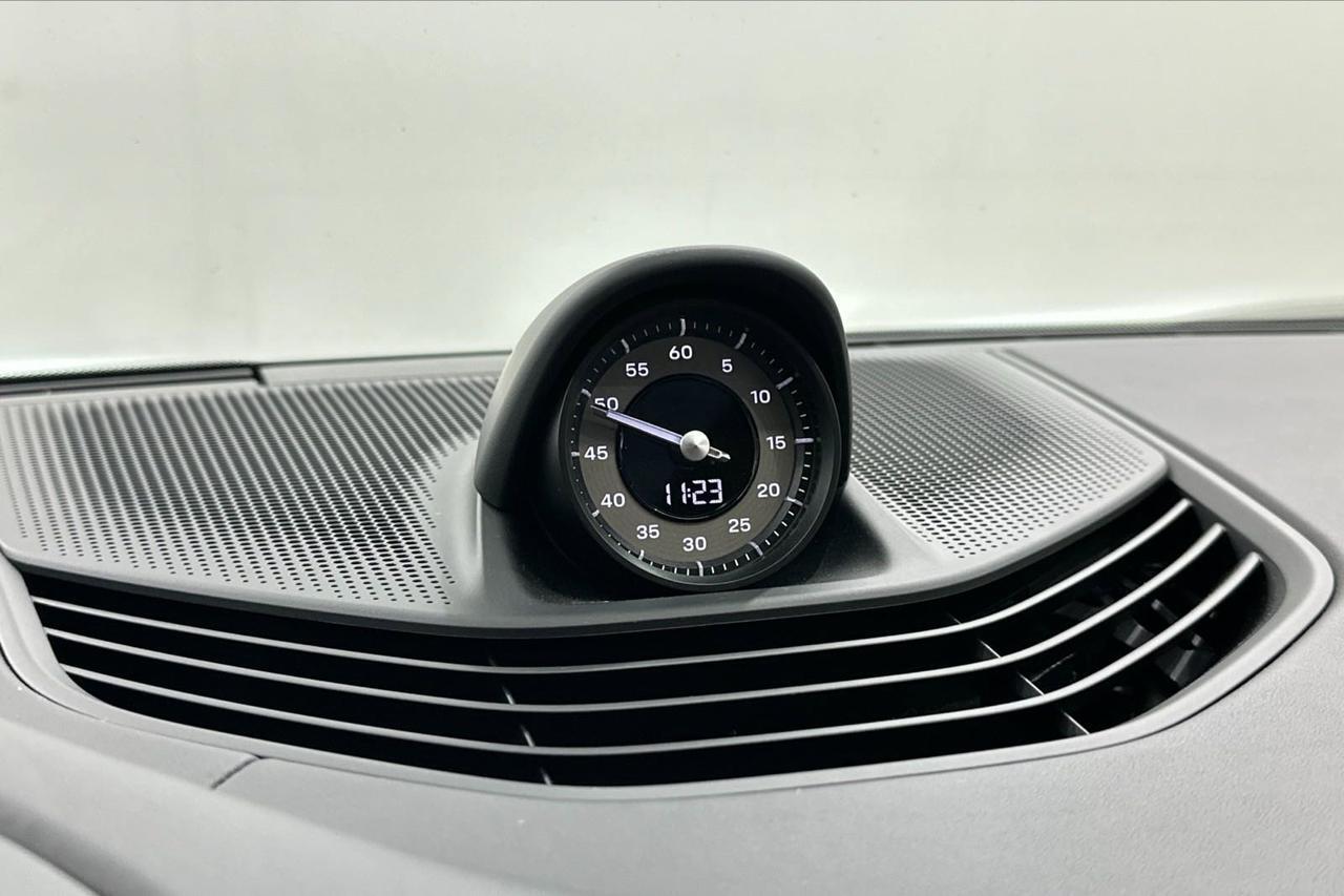 2025 Porsche Taycan Turbo S Newark DE