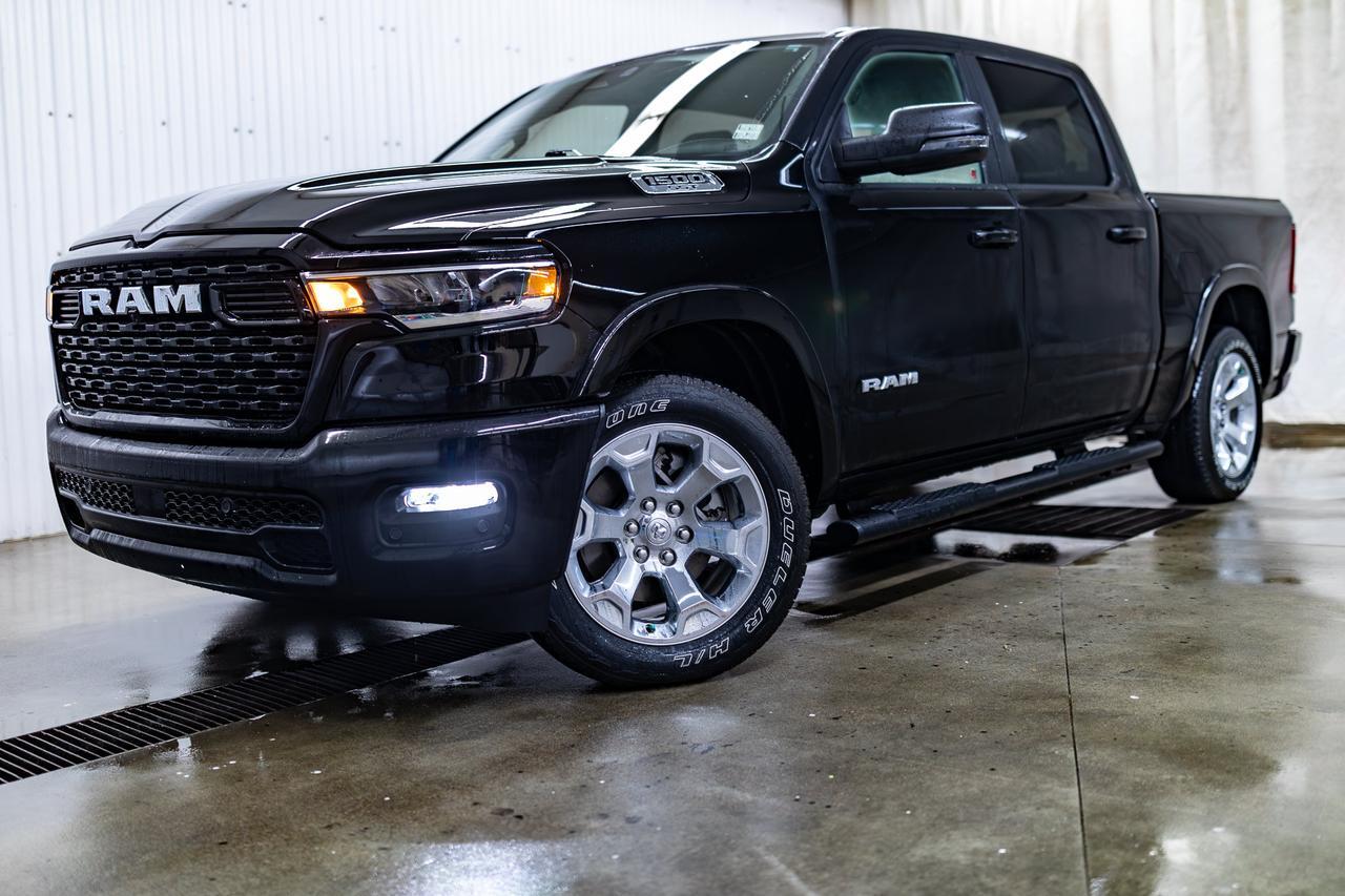 2025 Ram 1500 4x4 Crew Cab Big Horn Sport Pseat Bcam Red Deer AB