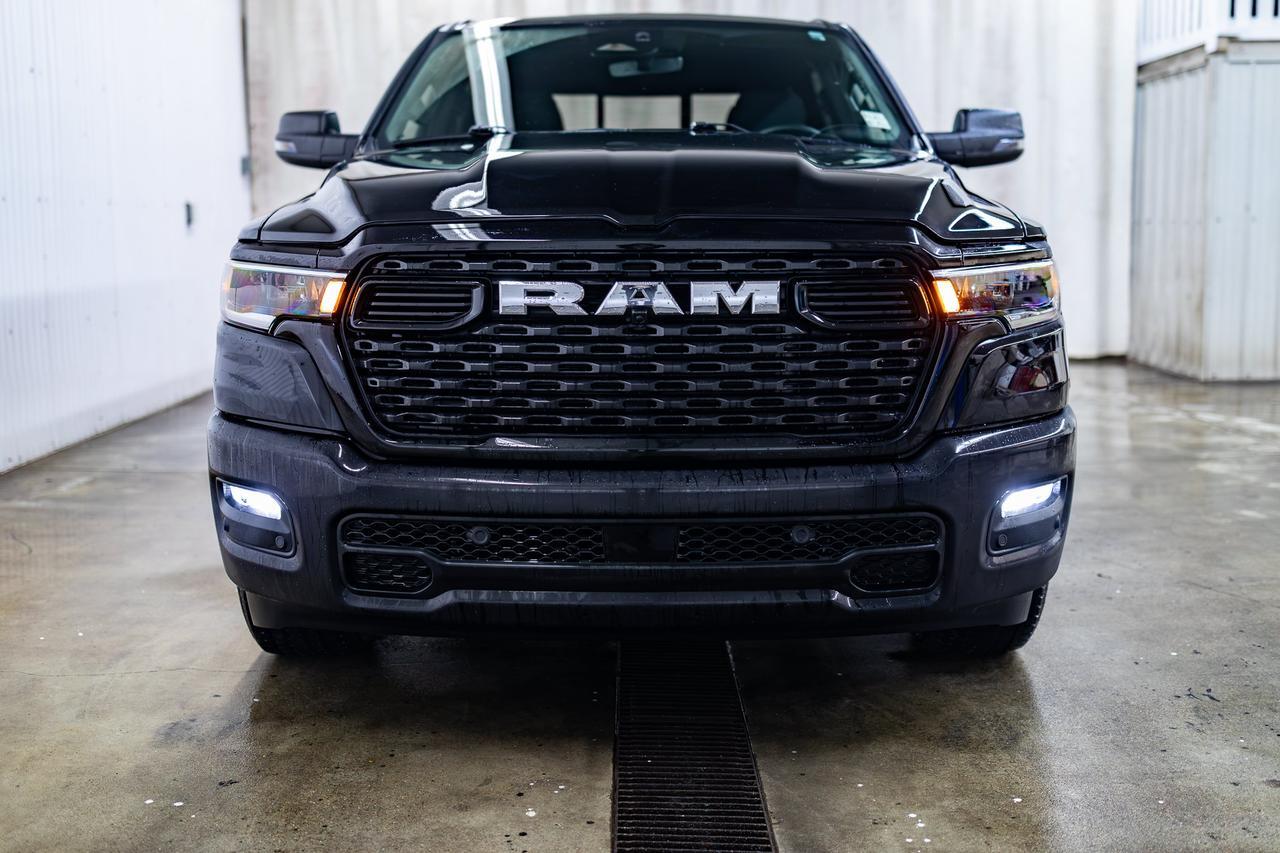 2025 Ram 1500 4x4 Crew Cab Big Horn Sport Pseat Bcam Red Deer AB