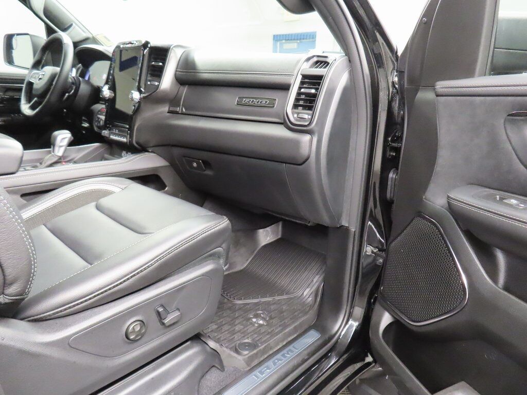 2025 Ram 1500 4x4 Crew Cab RHO Fond du Lac WI