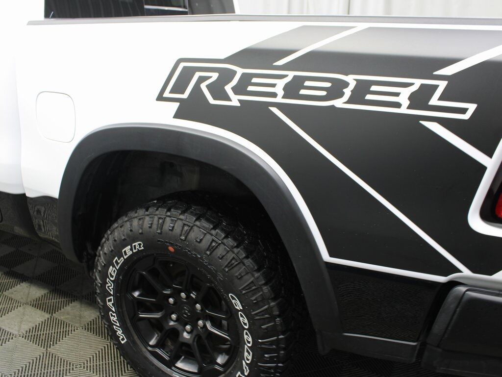 2025 Ram 1500 4x4 Crew Cab Rebel Fond du Lac WI