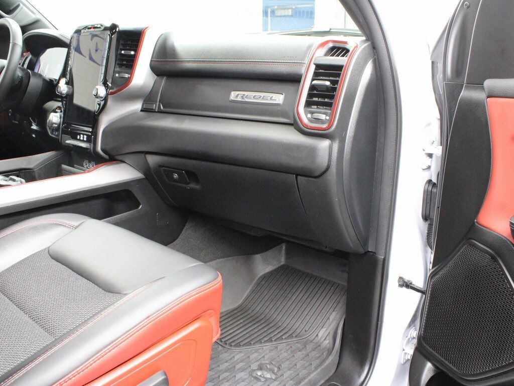2025 Ram 1500 4x4 Crew Cab Rebel Fond du Lac WI