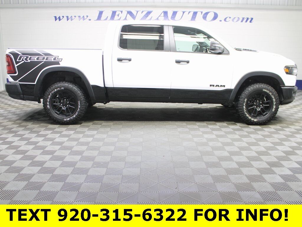 2025 Ram 1500 4x4 Crew Cab Rebel Fond du Lac WI