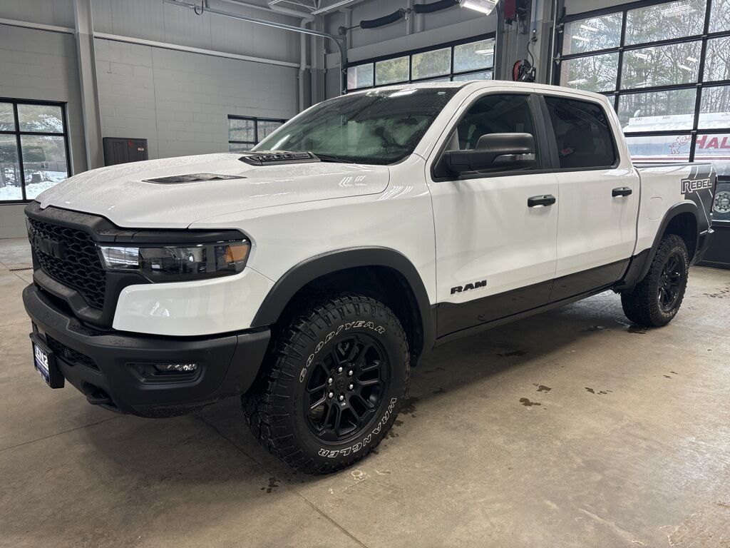 2025 Ram 1500 4x4 Crew Cab Rebel Minocqua WI