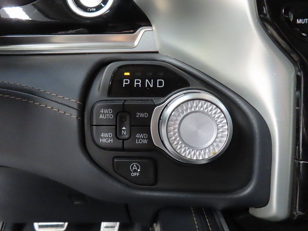 2025 Ram 1500 4x4 Crew Cab Tungsten Fond du Lac WI