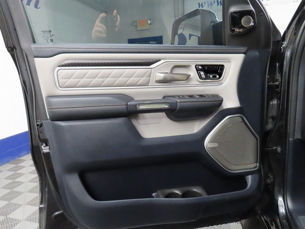 2025 Ram 1500 4x4 Crew Cab Tungsten Fond du Lac WI