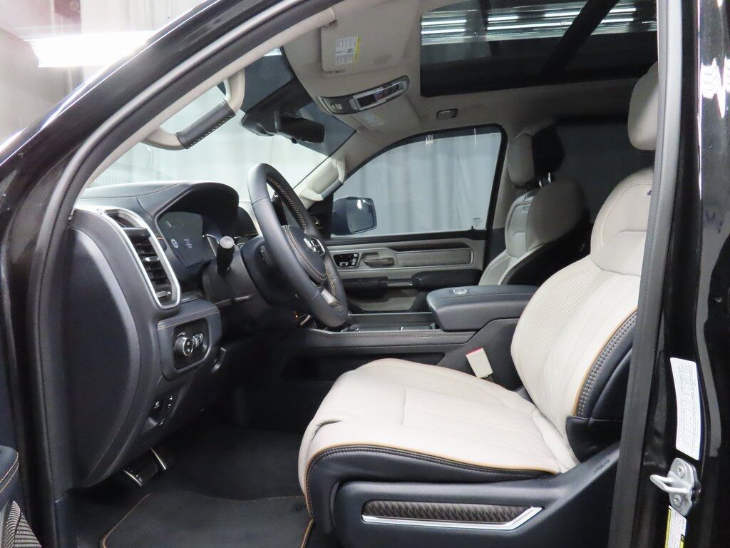 2025 Ram 1500 4x4 Crew Cab Tungsten Fond du Lac WI