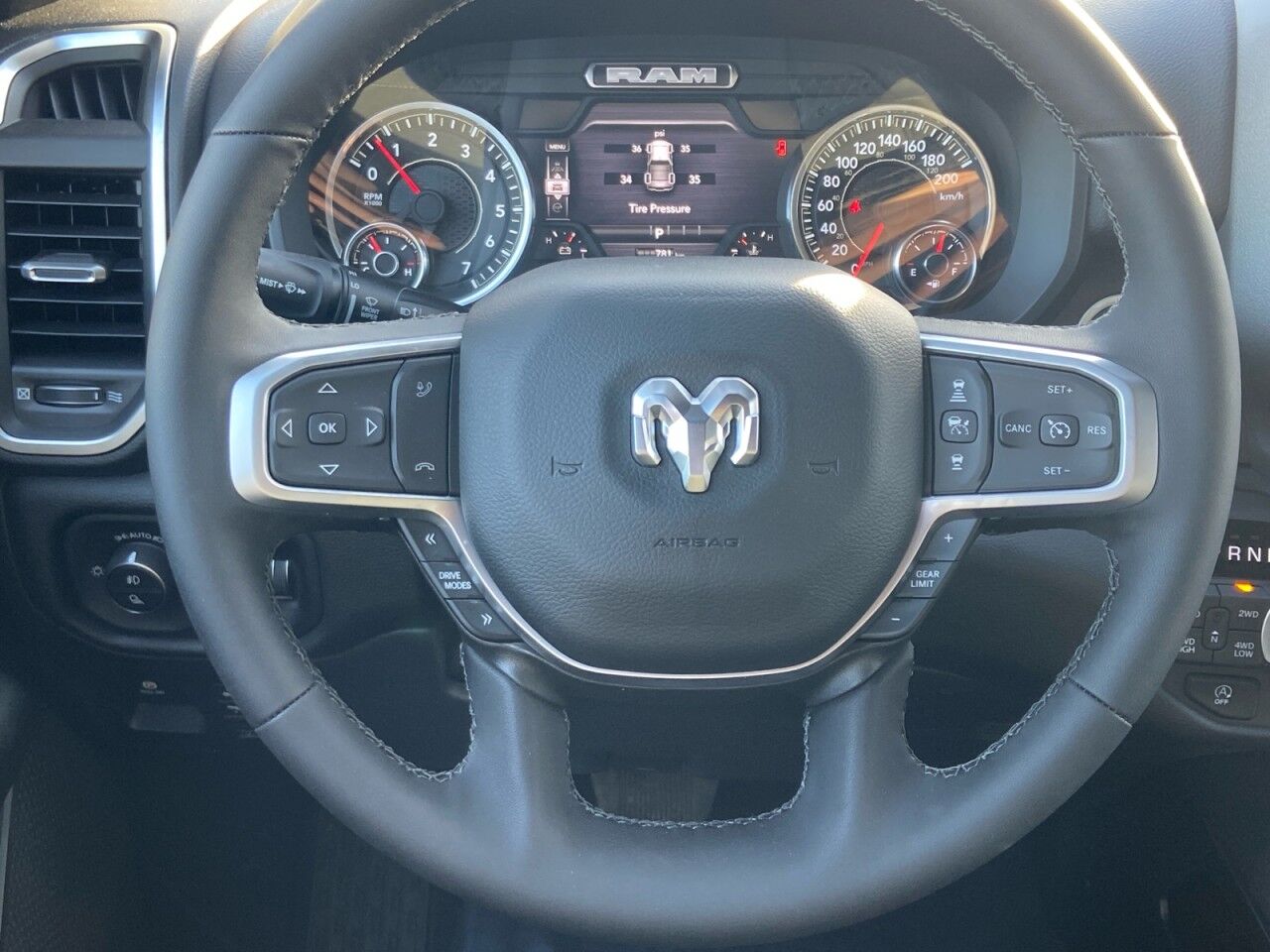 2025 Ram 1500 Big Horn High Level AB