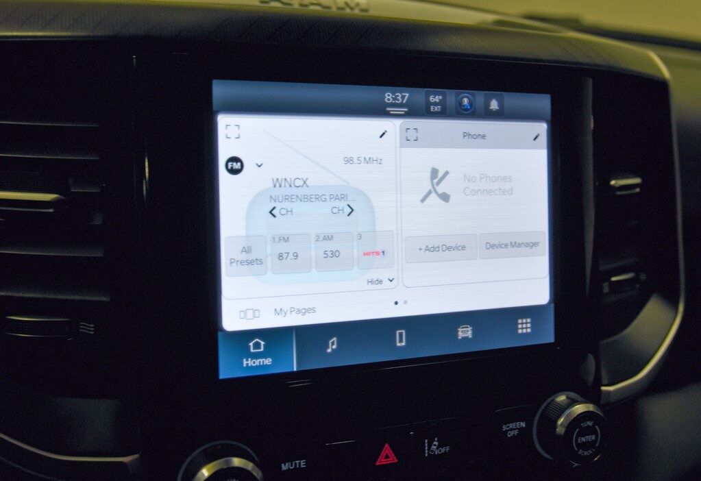 2025 Ram 1500 Big Horn/Lone Star Akron