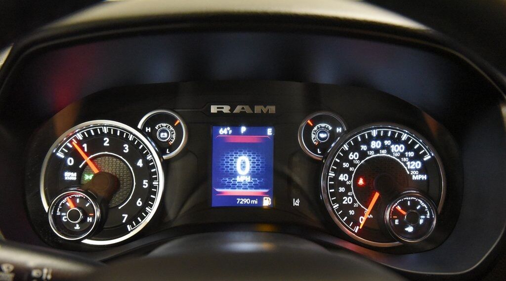 2025 Ram 1500 Big Horn/Lone Star Akron