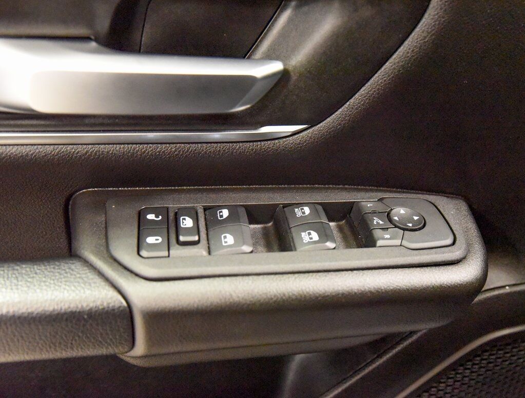 2025 Ram 1500 Big Horn/Lone Star Akron