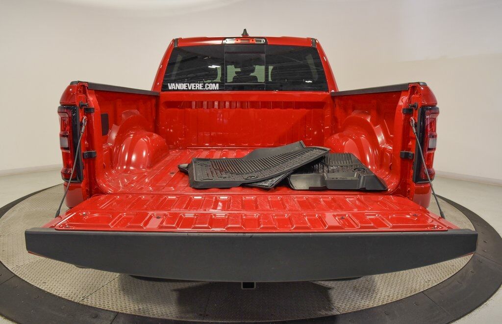 2025 Ram 1500 Big Horn/Lone Star Akron OH