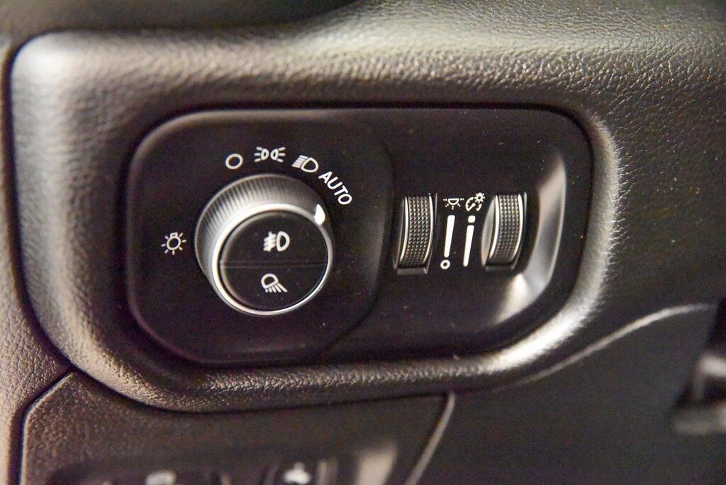 2025 Ram 1500 Big Horn/Lone Star Akron OH